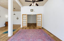 75 Mountain Street, Eureka Springs, AR 72632