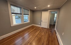 198 E Central St, Franklin, MA 02038
