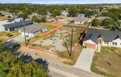 766 Utopia Blvd, Selma, TX 78154