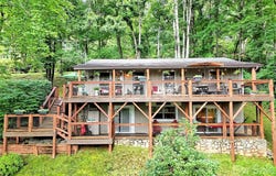 346 Wendy Way, Clyde, NC 28721