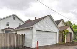 623 E 3rd Ave, Tarentum, PA 15084