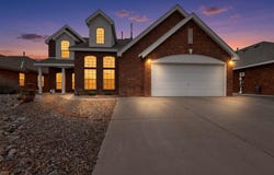 8723 Westridge Place NW, Albuquerque, NM 87114
