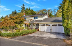 77 HILLTOP Dr, Seaside, OR 97138