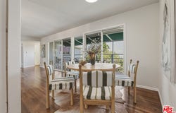 2525 Ivanhoe Dr, Los Angeles, CA 90039