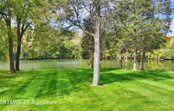 4505 Cedardale Lane, Flushing, MI 48433