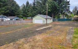 90689 LIBBY Ln, CoosBay, OR 97420