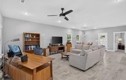 4 Clovelly Lane, Bella Vista, AR 72715
