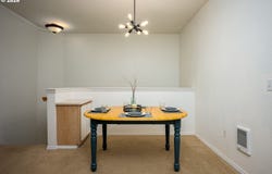 1220 NE HORIZON Loop, Hillsboro, OR 97124