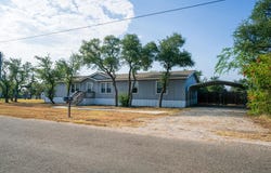 198 Dian Dr, Harper, TX 78631