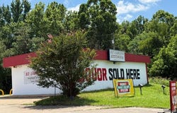 19609 U.s. 82, Carrollton, MS 38917