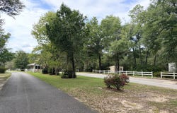 3989 Dunford Circle, Chipley, FL 32428
