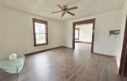 1101 Pollock Ave, New Castle, PA 16101
