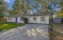703 W 48th Ave, Kennewick, WA 99337