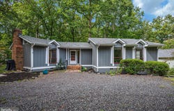 216 WAKEFIELD Drive, LOCUST GROVE, VA 22508