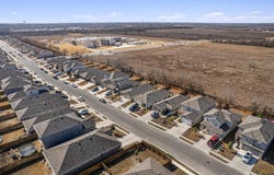 352 Sickle Loop, Uhland, TX 78640