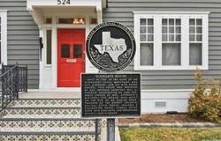 524 N Getty, Uvalde, TX 78801