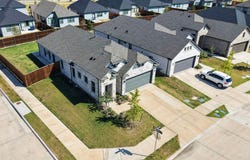 902 Crested View Place, Lavon, TX 75166