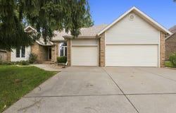 817 E Gaslight Drive, Springfield, MO 65810