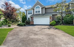 8 Pine Valley Lane, Monroe, NJ 08831
