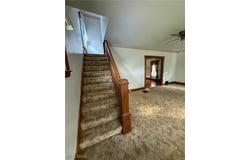 853 W River Road N, Elyria, OH 44035