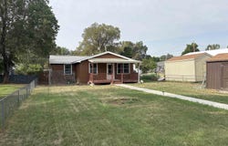 537 Market St, Lander, WY 82520
