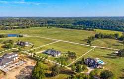 9386 E Maple Ridge Lane, Strafford, MO 65757