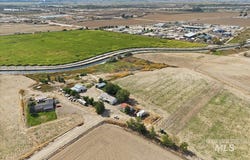 15520 Green Rd, Caldwell, ID 83607