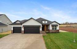 145 E Clayton Lane, Republic, MO 65738