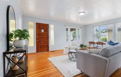 1015 E 10TH St, TheDalles, OR 97058