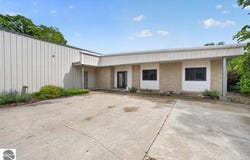 3166 Muckle Road, Central Lake, MI 49622