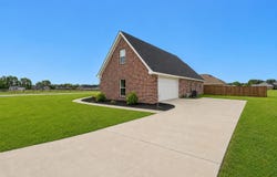 13 Grand Cove, Petal, MS 39465