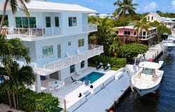 607 Cuda Ln, Key Largo, FL 33037