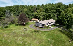 9 Pine Tree Lane, Hawley, PA 18428