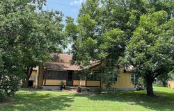 220 Bybee Road, Round Top, TX 78954
