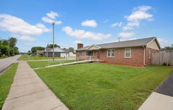 1697 S Main St, Henderson, KY 42420
