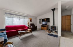 110 Falling Leaf Drive, Selma, OR 97538