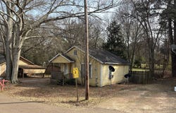 623 Fairground St, kosciusko, MS 39090