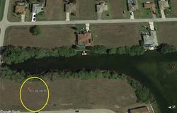 921 NE 5th Place, Cape Coral, FL 33909