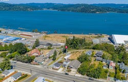 2211 SHERMAN Ave, NorthBend, OR 97459