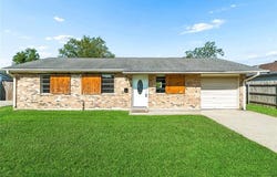 644 GROVEWOOD Drive, Gretna, LA 70056