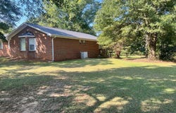 250 SOUTHSIDE Rd, Arley, AL 35541