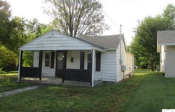 612 E Gordon Street, Marshall, MO 65340