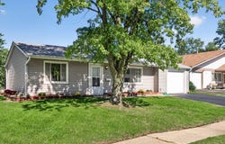 1622 W Celebrity Circle, Hanover Park, IL 60133
