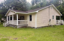 96 Cody Ln, Georgetown, SC 29440