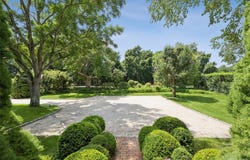 810 David Whites Lane, Southampton, NY 11968
