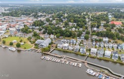 E Water Street, Washington, NC 27889