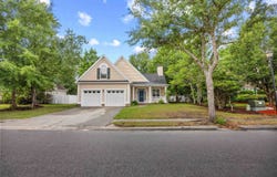 3716 Kennison Dr., Myrtle Beach, SC 29588