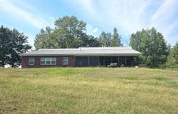 157 & 161 Oak Hill Road, Nashville, AR 71852