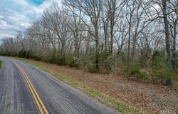 Highway AC, Lebanon, MO 65536
