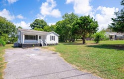 5 Lee Circle, Fort Oglethorpe, GA 30742